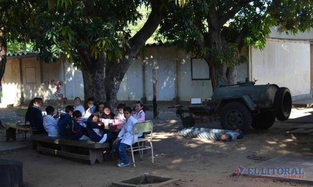 El Ej�rcito inform� sobre ayuda a una escuela y el Gobierno demanda mayor comunicaci�n