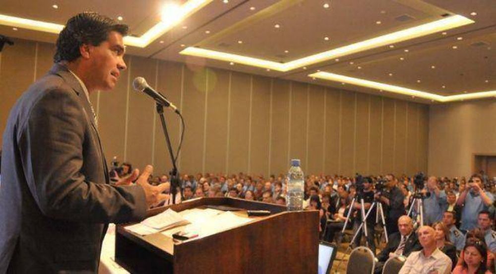 El gobierno puso en marcha organismos de control policial y plan de seguridad p�blica