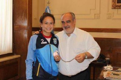 Colombi recibi� a Mail�n, bronce en los Sudamericanos