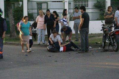 Capital: tres motociclistas graves en accidentes