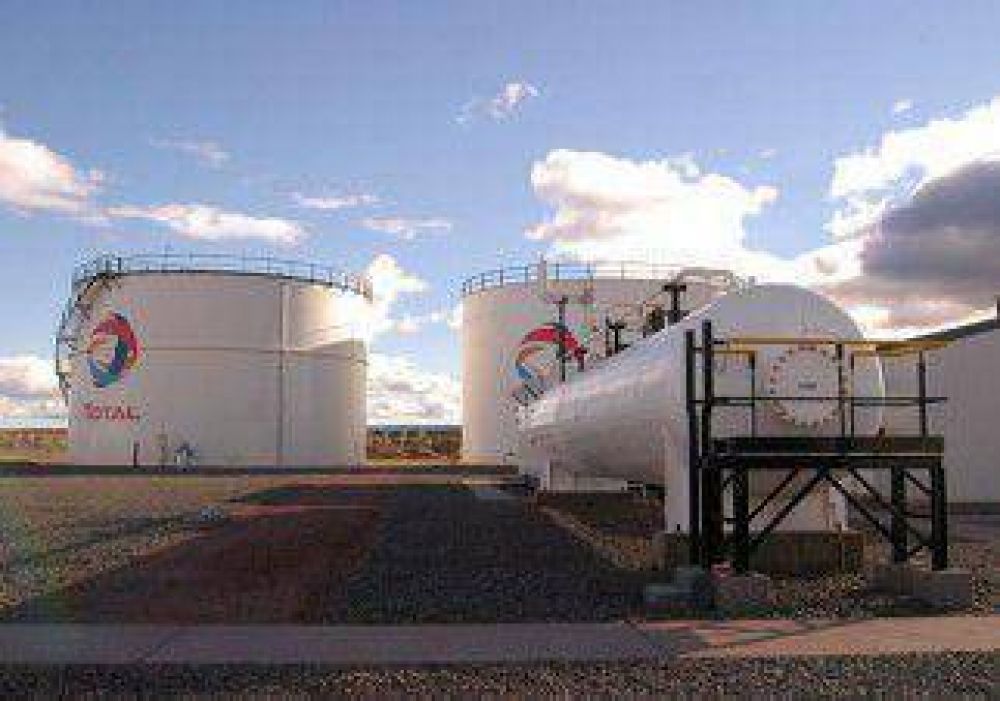 Total iniciar� dos pilotos de shale gas por u$s 400 millones 