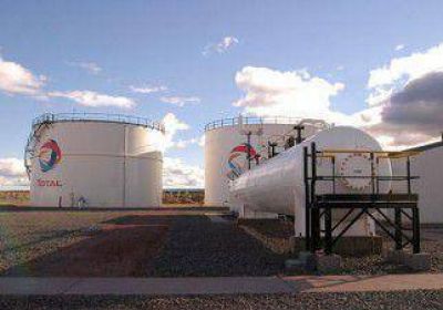 Total iniciar� dos pilotos de shale gas por u$s 400 millones 
