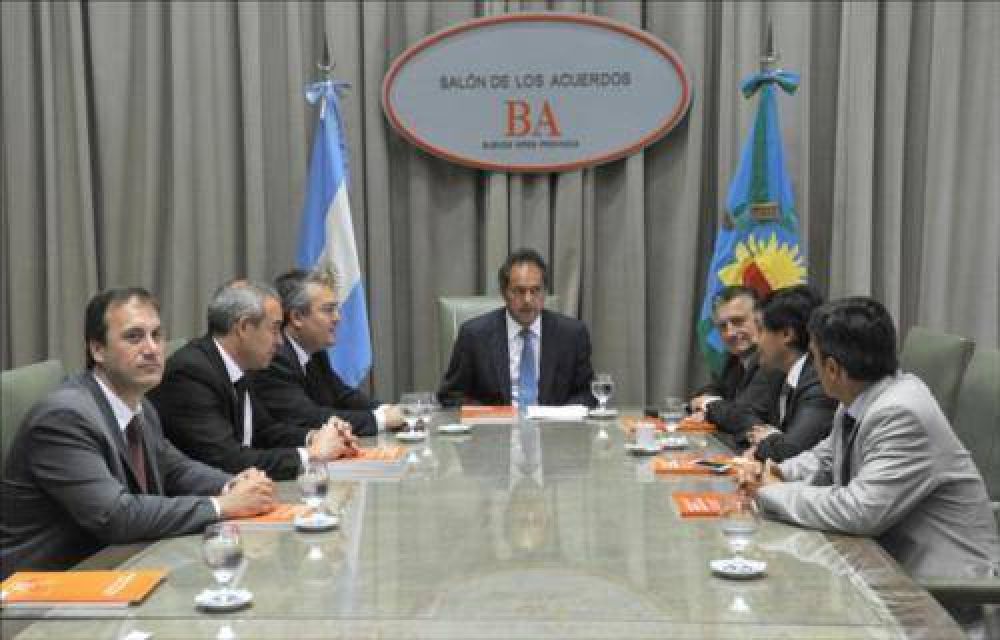 Scioli convoc� a intendentes a trabajar por la d�cada del desarrollo