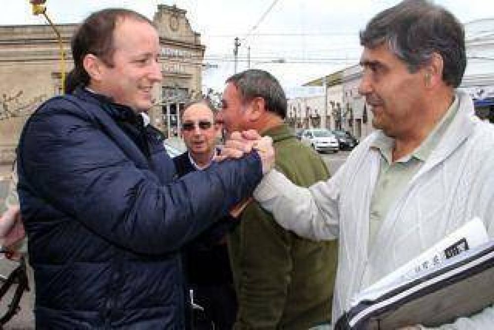 Insaurralde custion� a Massa: "El protagonismo no sirve para el pa�s"