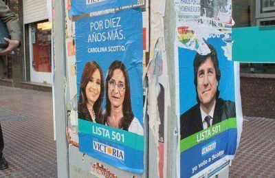 El FpV acus� a De la Sota por afiches �truchos�