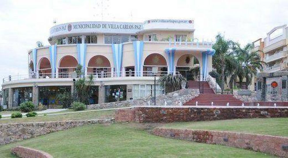 Carlos Paz: becar�n a estudiantes embarazadas o que ya sean madres