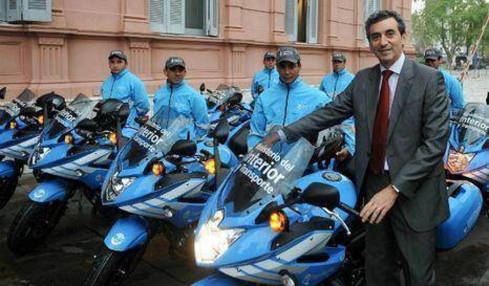 Crean cuerpo de motos para reforzar la seguridad vial