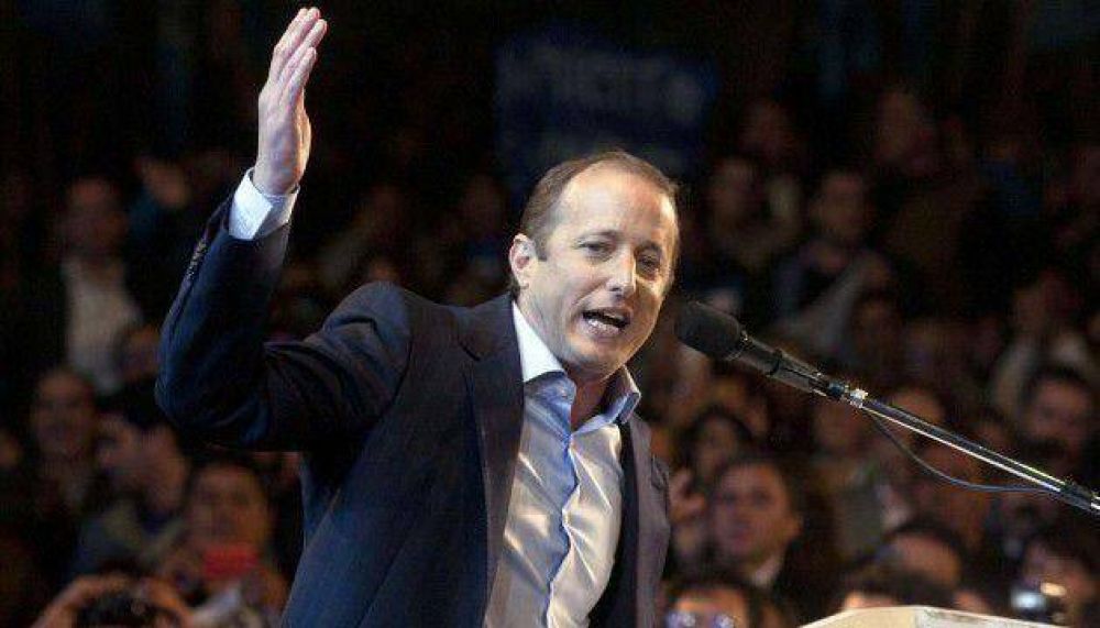 Insaurralde dijo que sinti� �envidia� al ver el debate de candidatos porte�os