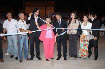Habilitaron la plaza central de Villafa�e