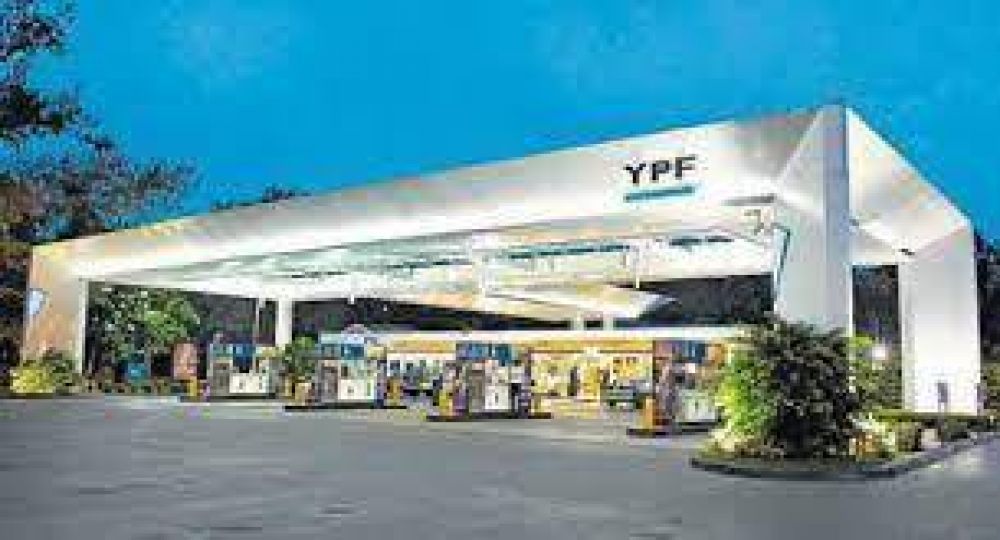 Combustibles: el Ejecutivo prorrog� por 45 d�as los topes a los precios