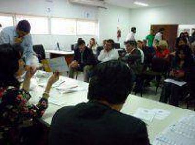 Finaliz� el escrutinio definitivo de los votos de las PASO