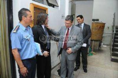 El Jefe de Polic�a se reuni� con la Fiscal General