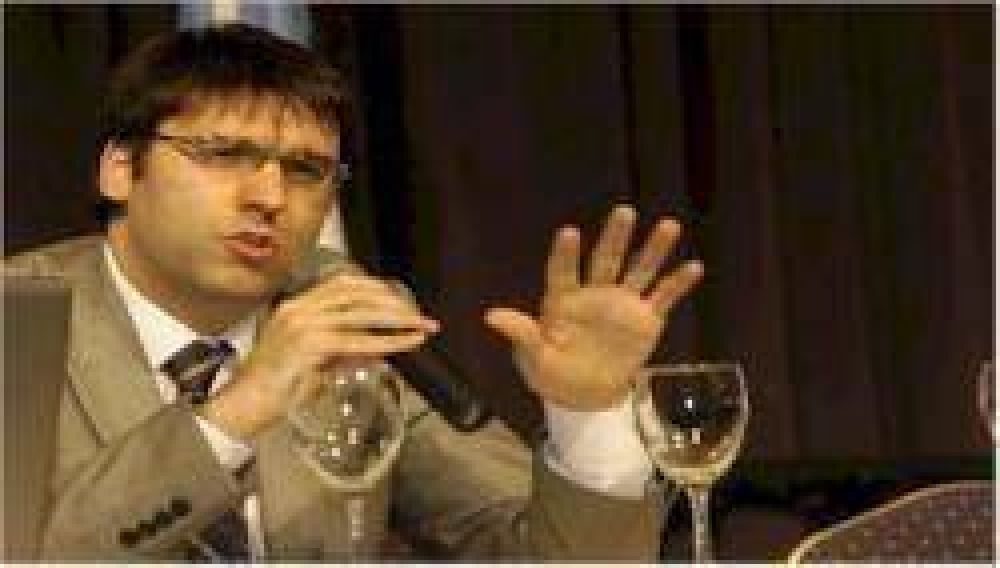Bossio pidi� �prudencia� al hablar de la salud de Cristina