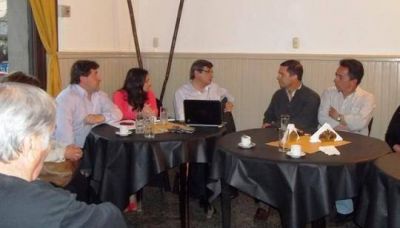Jornada de trabajo junto al intendente de Rivadavia Sergio Buil
