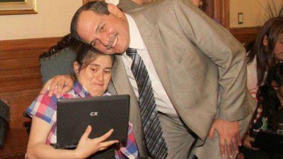 "Necesitamos que le vaya bien a Naci�n para seguir trabajando"
