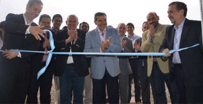 Inauguraron Centro de Biotecnologia Vegetal Riojano �Biovida�