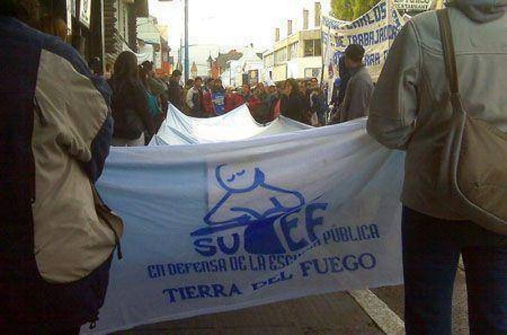 El SUTEF determin� paro hasta que el Gobierno pague