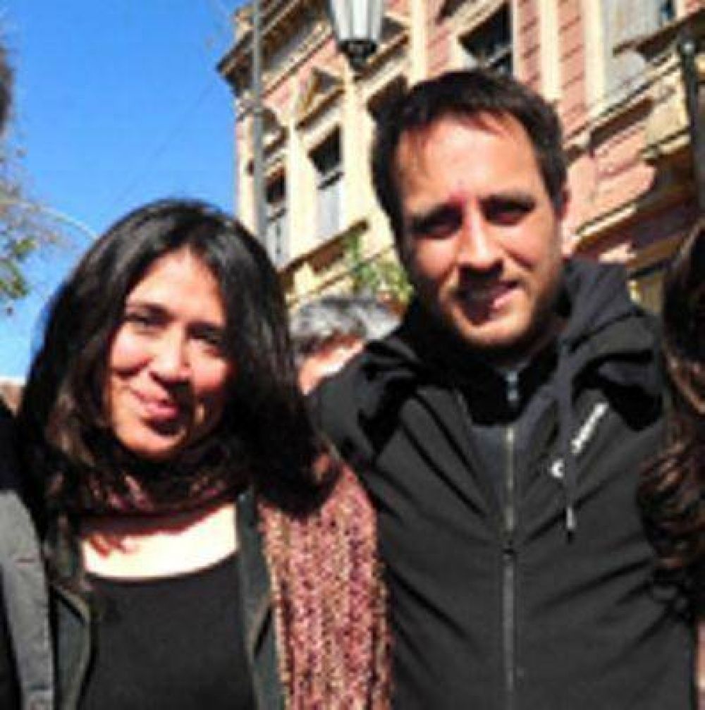 Hijos de desaparecidos cruzan a Carri por haber dicho que sus padres fueron delincuentes  