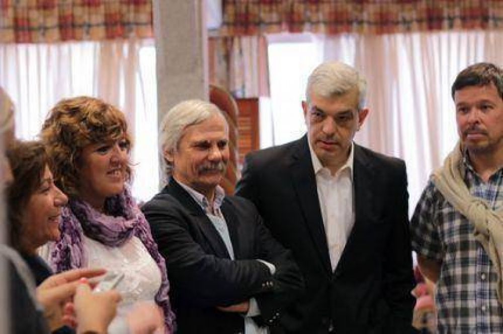 Domnguez y Cal con Daniel Rodrguez y candidatos del Frente para la Victoria 