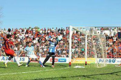 Douglas viaja en avi�n a Jujuy en b�squeda de un resultado que lo incentive