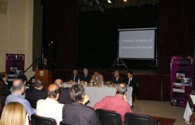 Presentaron el proyecto �Termas Ramallo�