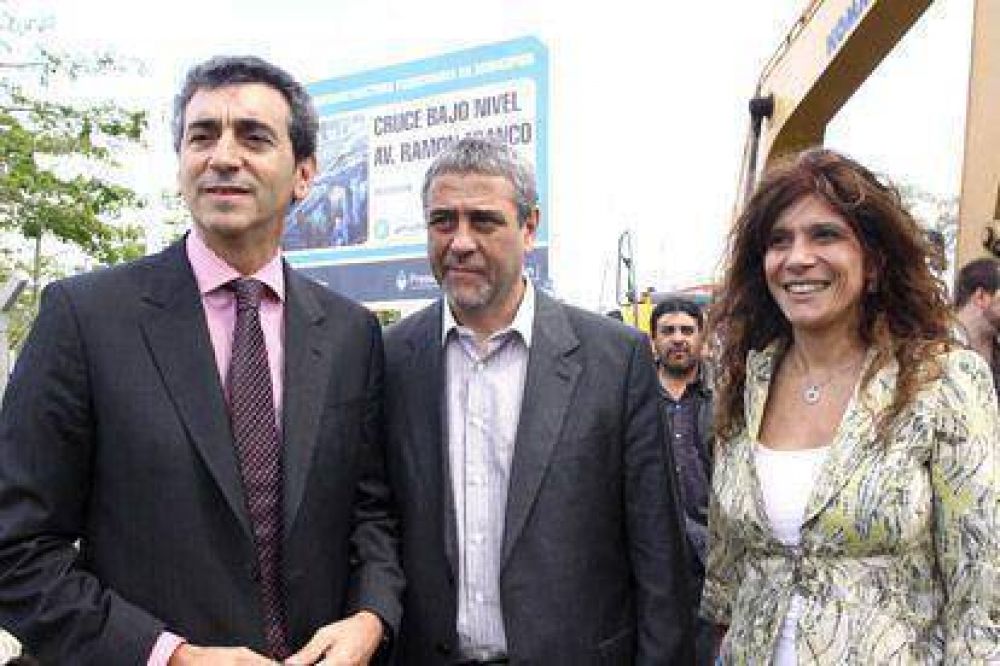 Randazzo y Ferraresi supervisaron el proyecto del Cruce Bajo Nivel en Wilde