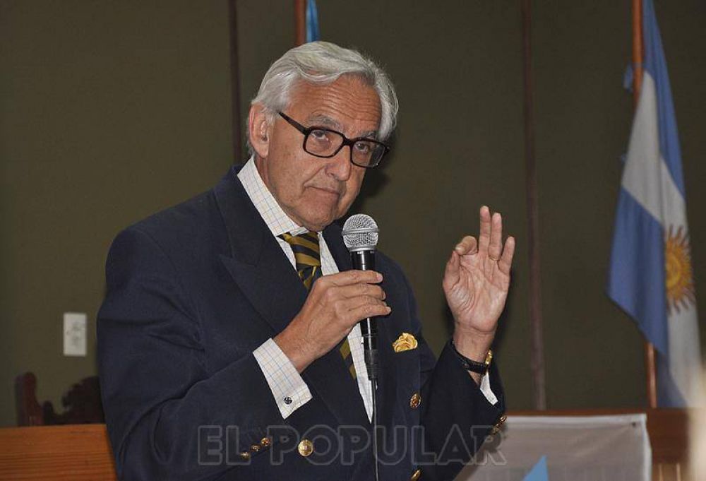Rosendo Fraga brind� una charla en la Expo 2013
