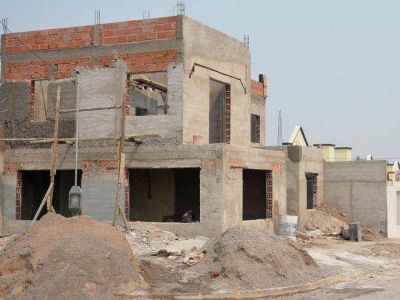 Indignaci�n en las redes sociales por las casas de Lomas de Medeiros