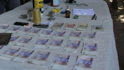 Secuestran mil ravioles de coca�na y detienen a seis personas