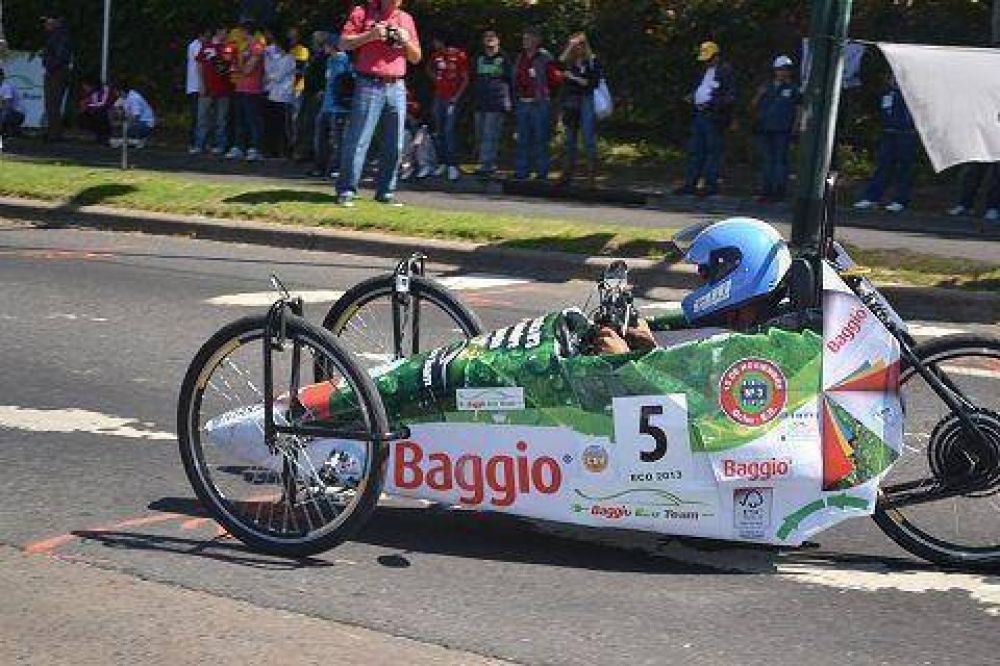 �ltima competencia de autos ecol�gicos 2013