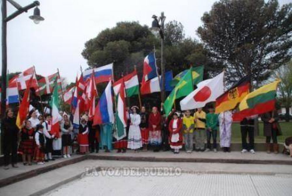 S�nchez inst� a no olvidar "a nuestros antepasados"