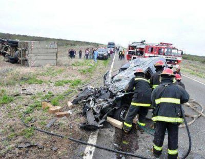 Una bahiense muri� en un accidente en R�o Colorado
