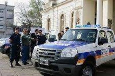 El Gobierno Municipal entreg� cinco patrulleros a la Polic�a Distrital