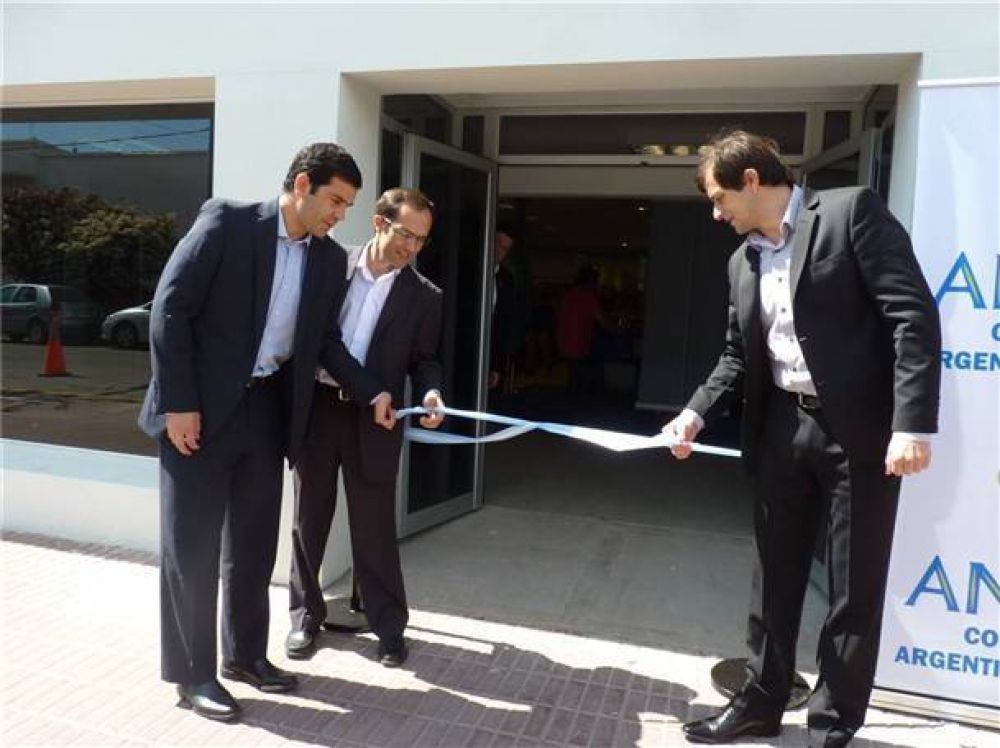 Se inaugur� el nuevo edificio de Ans�s
