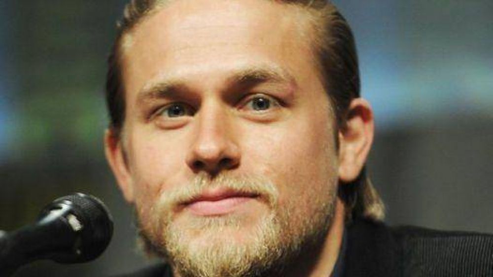 Charlie Hunnam no actuar� en �Cincuenta sombras de Grey�