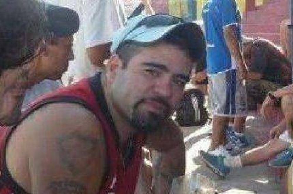 Asesinaron a tiros a uno de los l�deres de la barra de Colegiales
