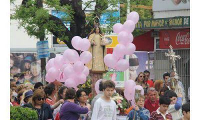 Gran cantidad de fieles acompa�aron la jornada religiosa