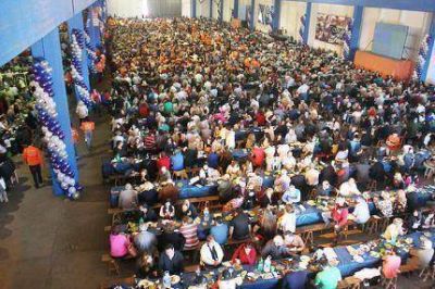 Fetejo de CEFIL: hizo 16 vaquillonas con cuero para 7000 mil personas