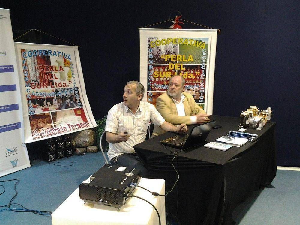 Emprendedores formose�os en TECNOPOLIS
