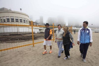 Complicidad entre Scioli y Pulti por el turismo; las cifras como el INDEK