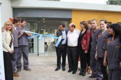 Inauguraron Centro Municipal de Rehabilitaci�n Deportiva en Berazategui