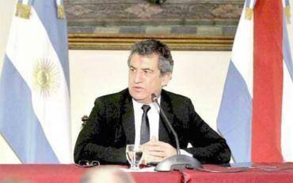 Diarios opinan que Urribarri podr�a ser Jefe de Gabinete