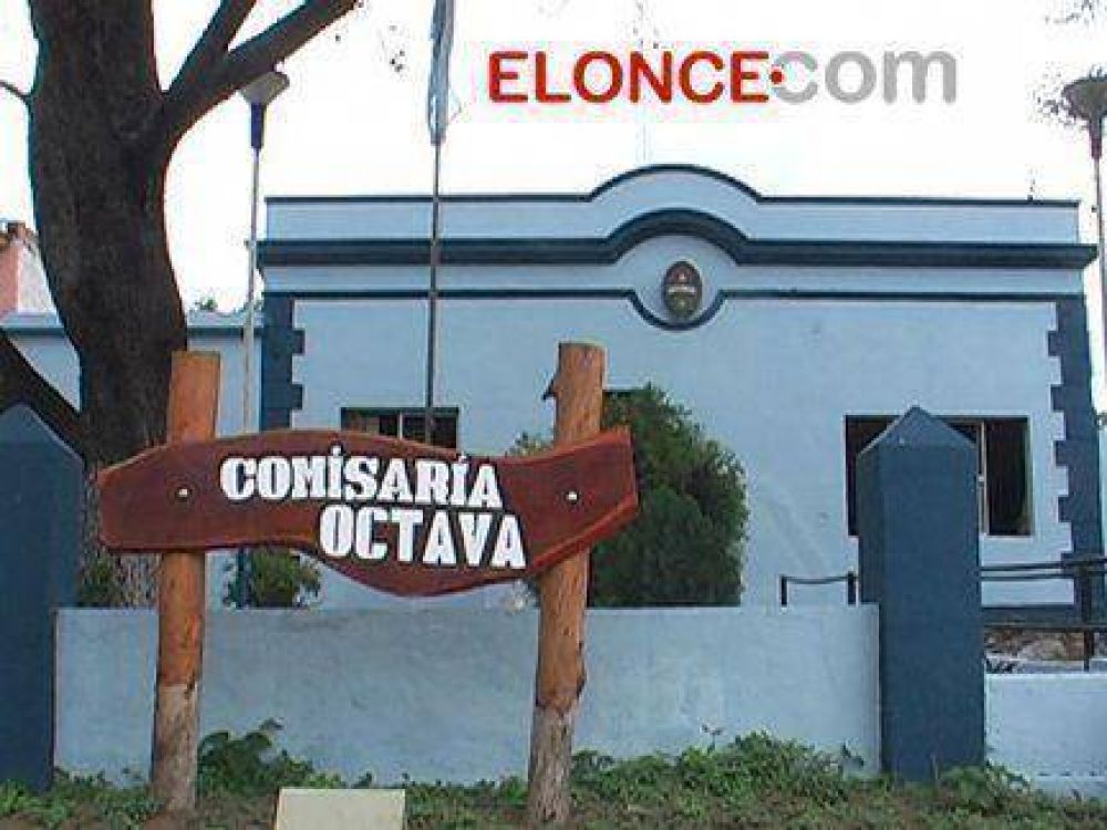 Protagonizaron un accidente de tr�nsito y cuando lleg� la polic�a encontr� un arma