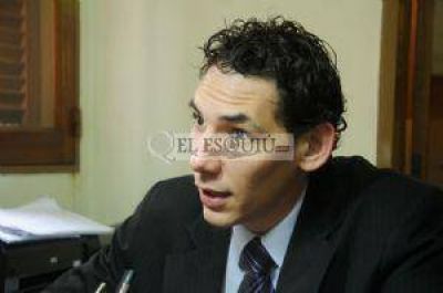 Madre entreg� al hijo por robarle a la vecina
