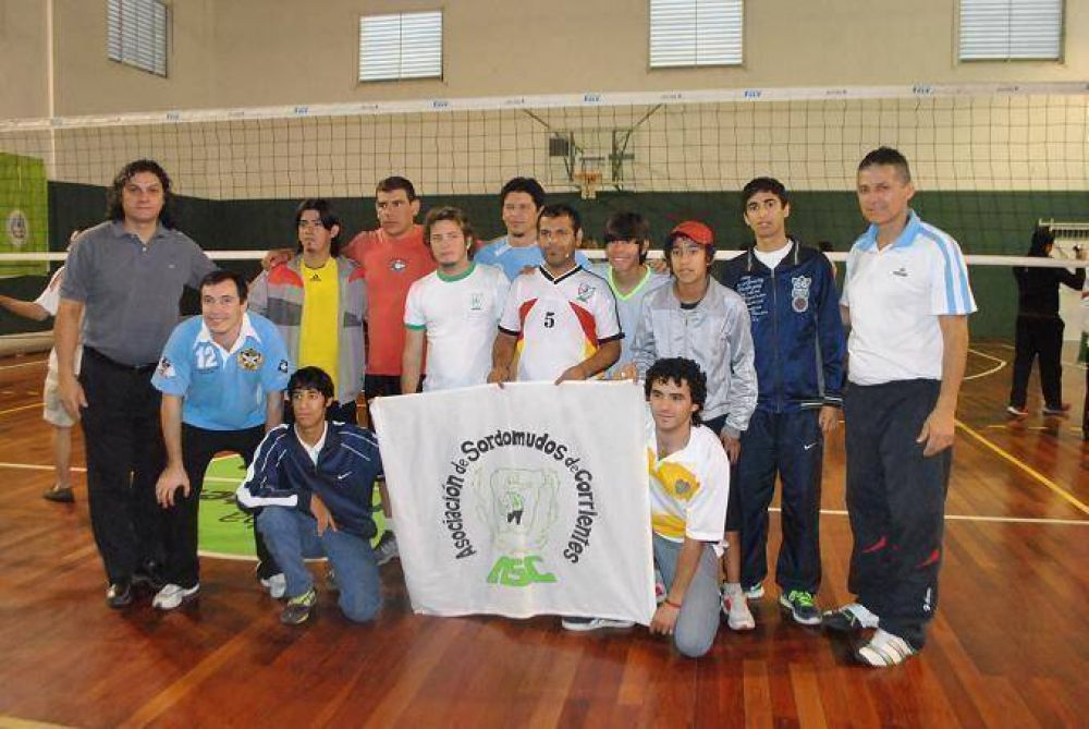 M�s de 400 j�venes son protagonistas del IV Modelo Regional de Nacionales Unidas
