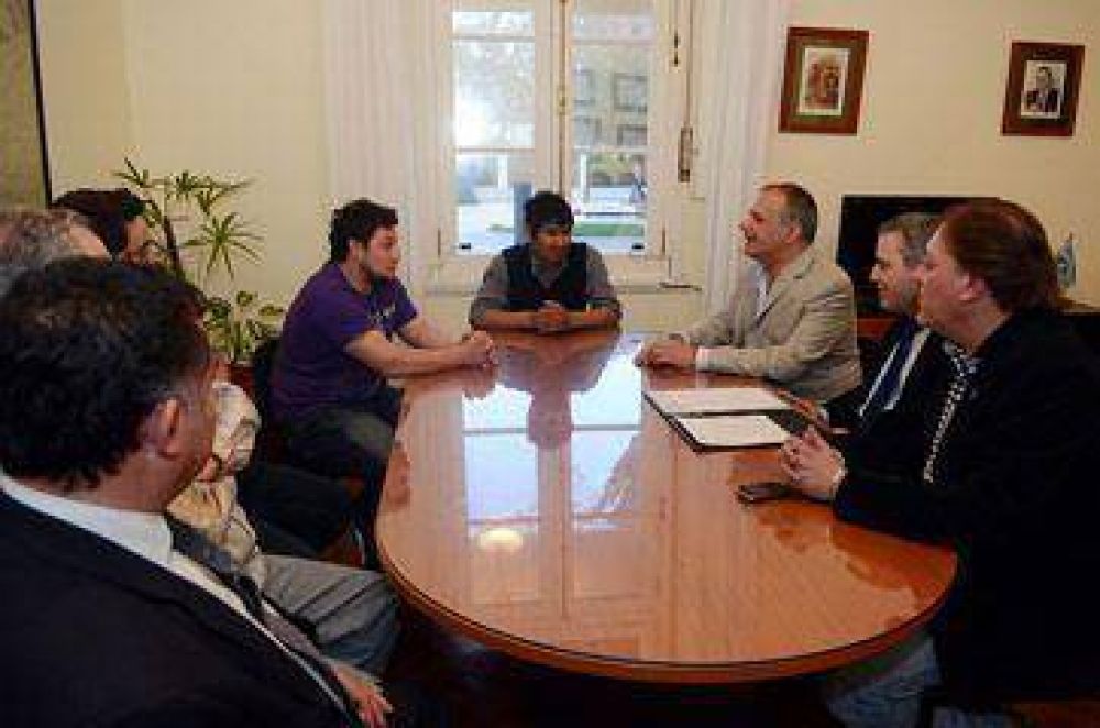 Asumieron nuevos jefes comunales de Gan Gan y Gastre
