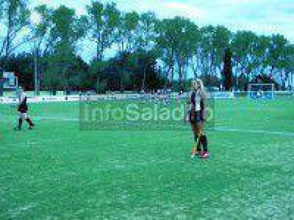 Inauguraron el c�sped sint�tico del SHC