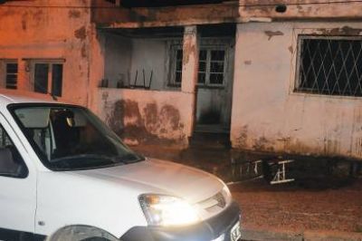 Incendio nocturno en vivienda de Cagliero al 100