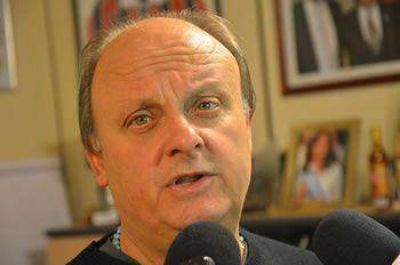 DI PIERRO ANUNCI� QUE SE DECLARAR� LA EMERGENCIA EDUCATIVA EN COMODORO