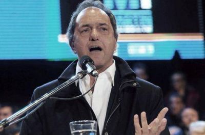 Scioli: "Nuestro pa�s quiere avanzar decididamente a la gran d�cada del desarrollo"